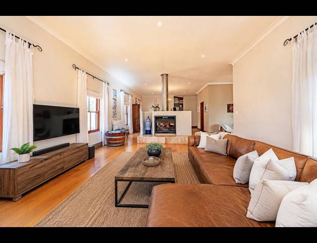 4 BEDROOM HOUSE FOR SALE IN VIERLANDEN